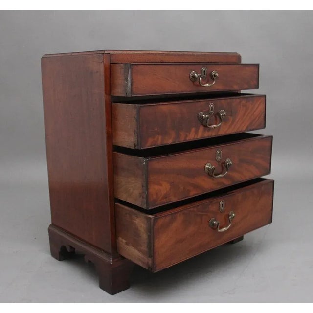 19th Century Mahogany Chest of Drawers, 1880s For Sale - Image 6 of 10