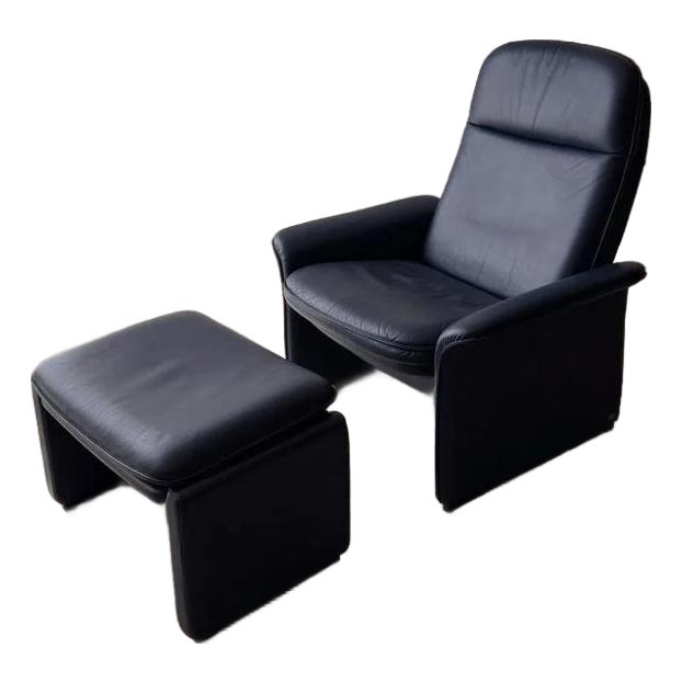 Set of DS 50 Lounge Chair with Ottoman in Dark Blue Leather from de Sede For Sale