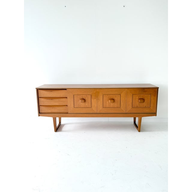 Mid-Century Modern Teak Stateroom Credenza from Stonehill, 1970s For Sale - Image 17 of 17