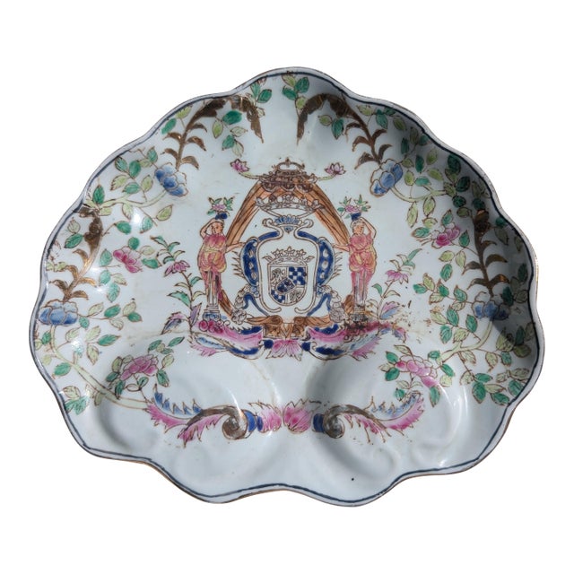 Late 19th Century Edmé Samson Armorial Shell Dish – Hand-Painted Porcelain Catch-All Tray For Sale