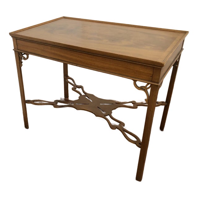 1980s Vintage Baker Furniture Mahogany Tea Table For Sale