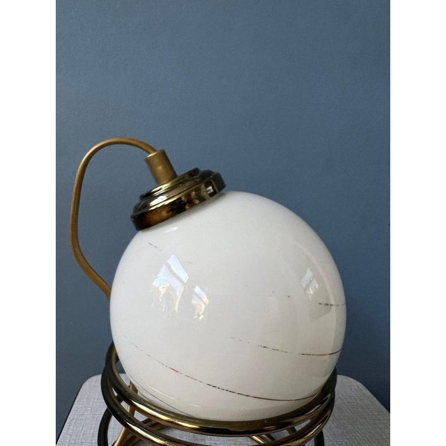 Mid-Century Hollywood Regency Eyeball Table Lamps in Opaline Glass, Set of 2 For Sale - Image 9 of 11