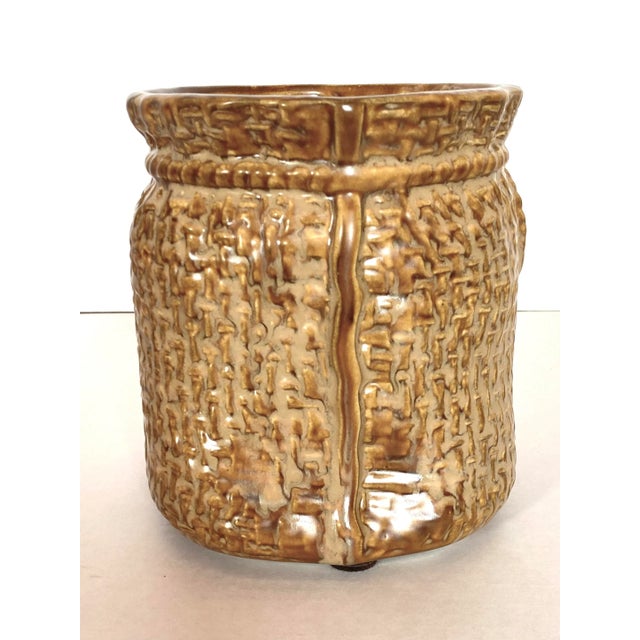 Mid 20th Century McCoy Burlap Sack Form Ceramic Planter Jardiniere Model 1629 For Sale - Image 4 of 11