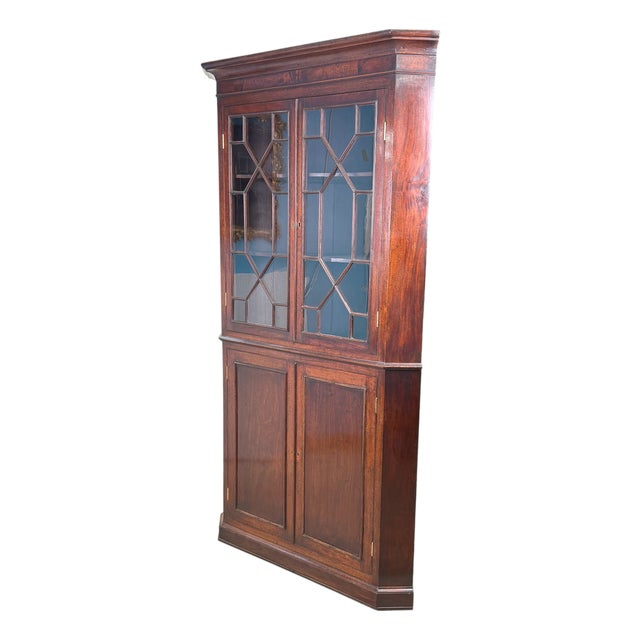 Georgian Mahogany Double Corner Cabinet, 1770 For Sale