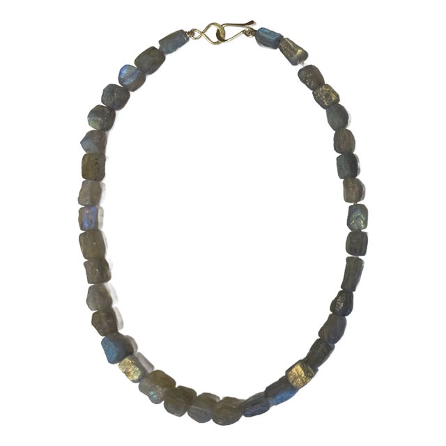 Madagascar Labradorite Necklace Circa 1980s For Sale