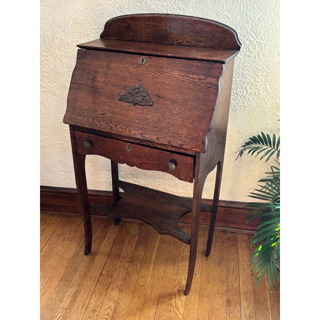 19th Century American Quartersawn Oak Writing Secretary Desk For Sale - Image 17 of 17