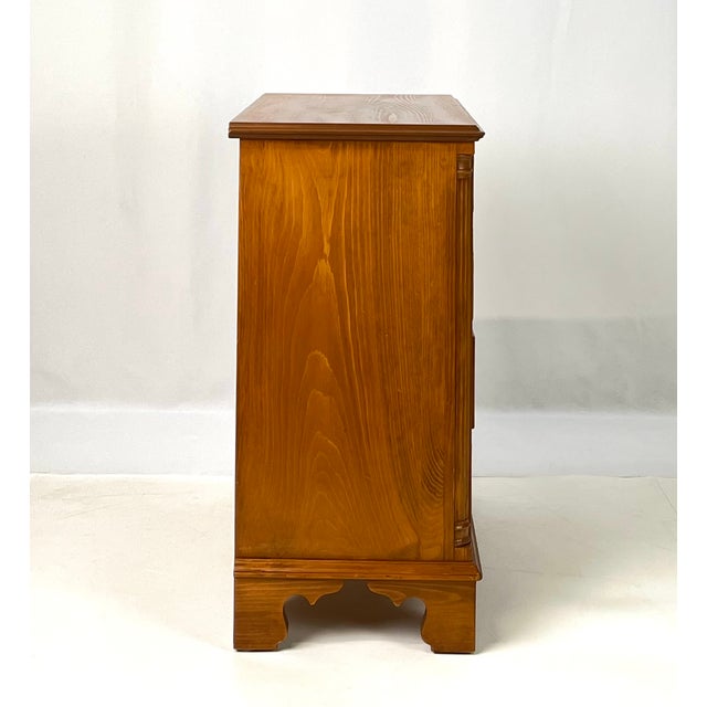 Wood Vintage Kittinger Colonial Revival Knotty Pine Small Chest of Drawers For Sale - Image 7 of 17