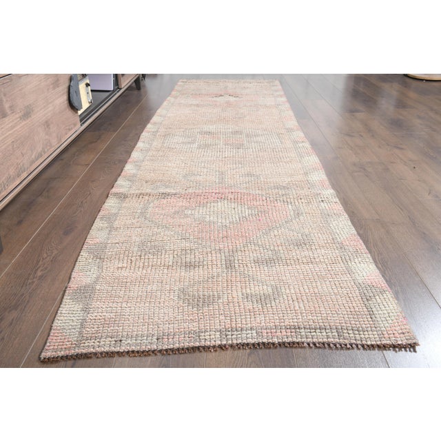 Traditional 1970s Turkish Oushak Handmade Wool Cotton Pink Runner Rug For Sale - Image 3 of 11