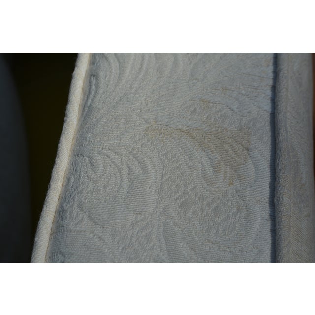Vintage Baker Style Asian / Ming Fretwork Wooden Couch W/ White Embossed Cushions For Sale - Image 14 of 18