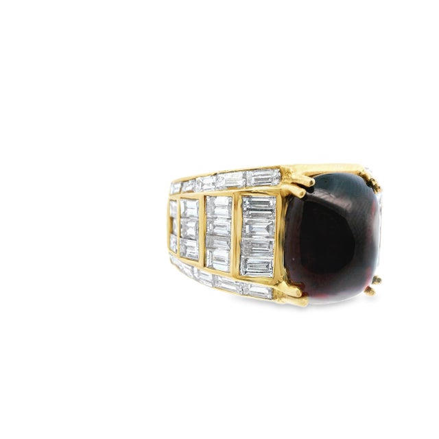 1990s 18k Yellow Gold Red Garnet and Diamond Statement Ring, Size 6 For Sale In Lexington, KY - Image 6 of 10