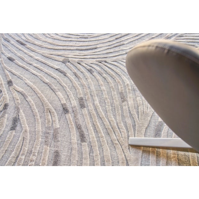 2020s Exquisite Rugs Overture Handmade New Zealand Wool & Bamboo Silk Gray Rug-9'X12' For Sale - Image 5 of 7