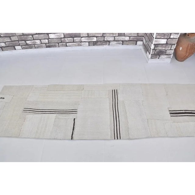 1960s White Hemp Runner Rug, 1960s For Sale - Image 5 of 9