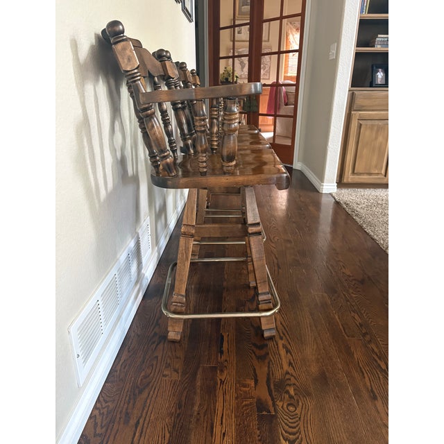American 1981 Vintage Oak Swivel Bar Stools, Attributed to Virginia House, Set of 3 For Sale - Image 3 of 12