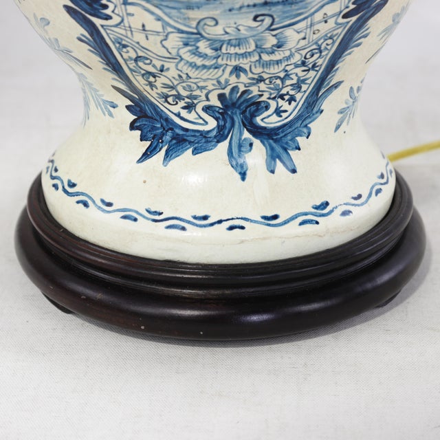 Cream Pair of Vintage Hand Painted Blue and Cream Ceramic Table Lamps With Deer and Floral Folk Art Design For Sale - Image 8 of 13