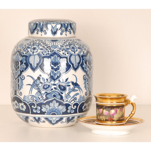 Chinoiserie Delft Vase Jar Chinese Kangxi Style Chinoiserie Blue White Pottery For Sale - Image 3 of 8