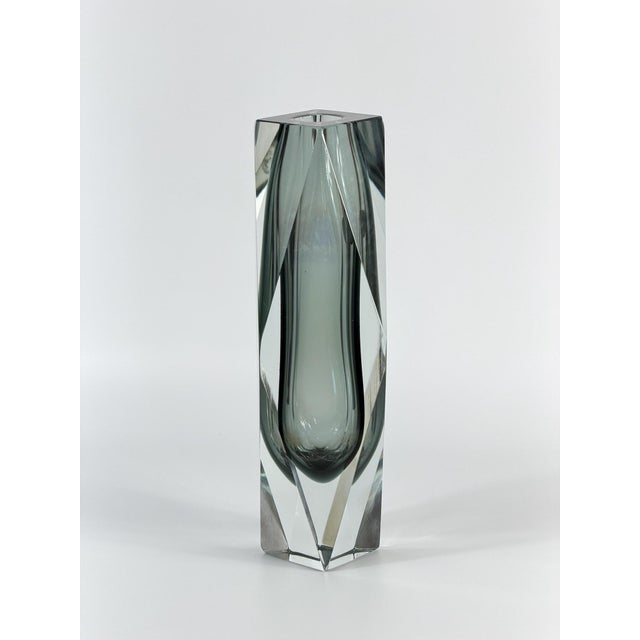 Large Murano Sommerso Faceted Smoke Grey Glass Vase from Mandruzzato, Italy, 1970s For Sale - Image 4 of 12