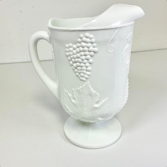 American 1970s Vintage Americana Arts & Crafts Indiana Glass Grape Milk Glass 64 Oz Pitcher For Sale - Image 3 of 14