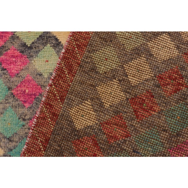 Shabby Chic Balochi Gray/Red Wool Rug - 4'2''x6'1'' For Sale - Image 9 of 11