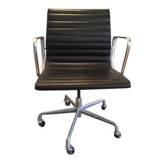 Vintage Eames Aluminum Chair For Sale