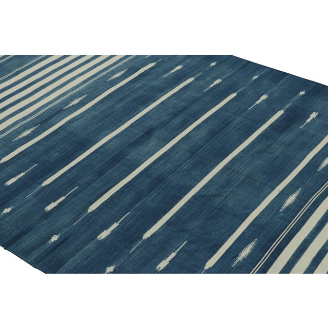 This contemporary Dhurrie flat weave is an exciting new entry in Rug & Kilim's esteemed custom-capable collection....