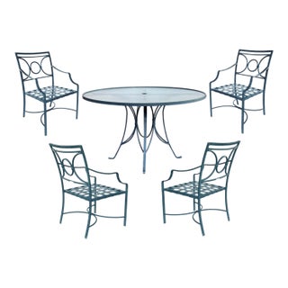 Vintage Brown Jordan Aluminum Round Table With Four Arm Chairs For Sale