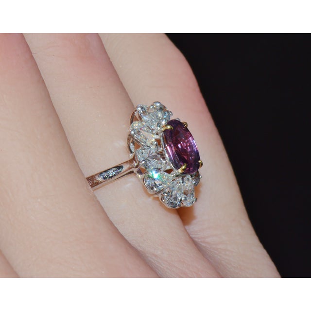 Gia Certified 3.15ct No-Heat Purple Pink Sapphire & Diamond 18k Gold Halo Ring, Size 6.5 For Sale - Image 9 of 18