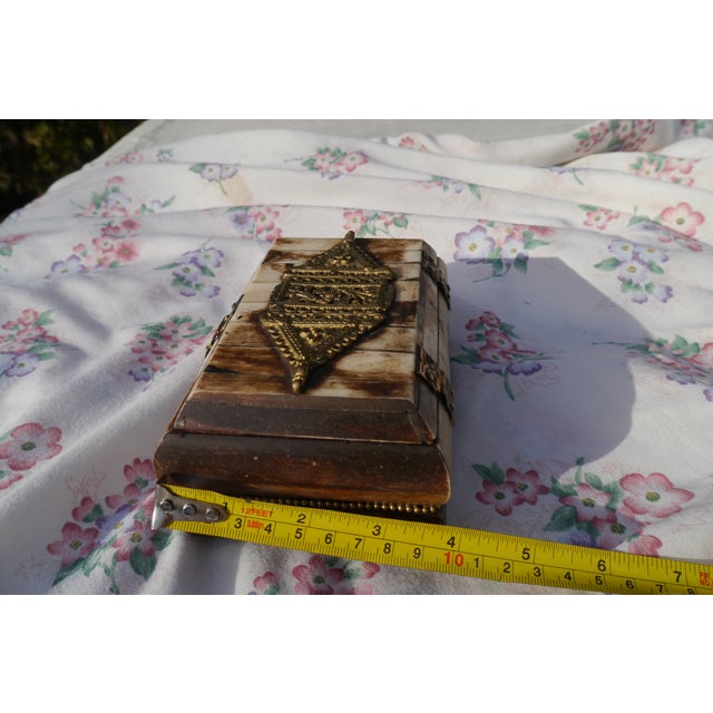 Vintage Camel Bone With Brass Fittings Decorative Trinket Box Velvet Lined For Sale - Image 13 of 15