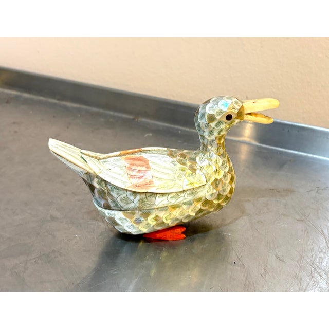 1940s Asian Abalone & Wood Duck Box For Sale - Image 5 of 7