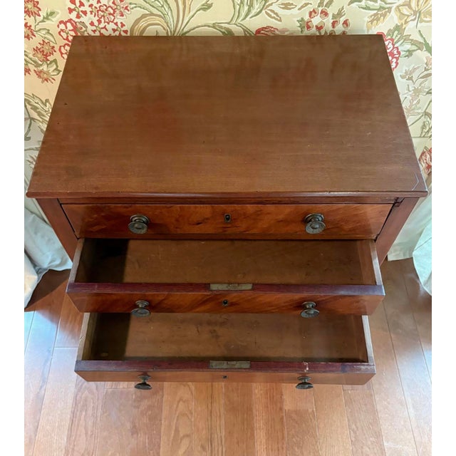 Early 19th Century Late Federal Circa 1820 Mahogany Work Table For Sale - Image 5 of 10