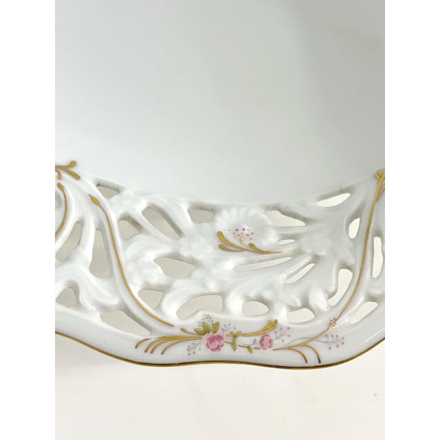 1980s Vintage Oscar De La Renta Rose Reticulated Fine China Mint Dish or Bowl For Sale - Image 5 of 9