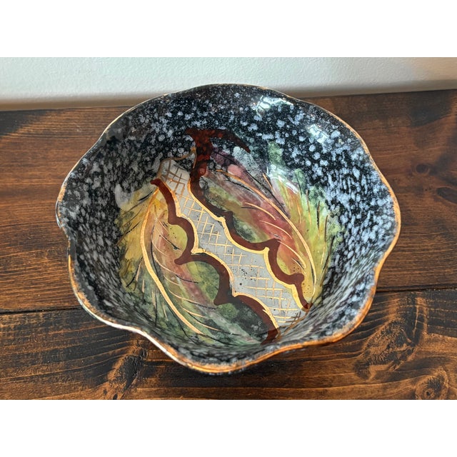 Ceramic Mid 20th Century Italian Hand Painted Glossy Dish With Florals For Sale - Image 7 of 8