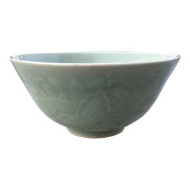 Example of Asian Style Dinnerware