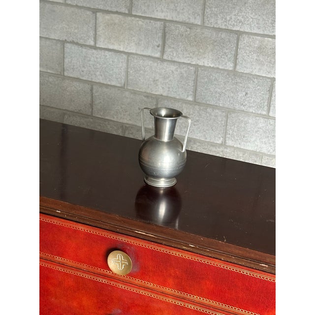 Art Deco 1930s Swedish Pewter Handled Vase by Svenskt Tenn Handarbete For Sale - Image 3 of 7