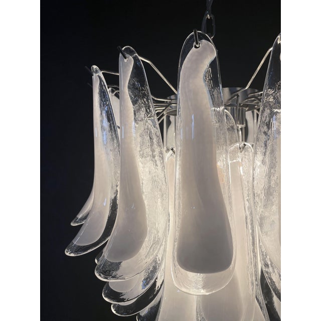 Vintage Italian Murano Chandelier in 41 Glass Petals, 1990 For Sale - Image 9 of 18