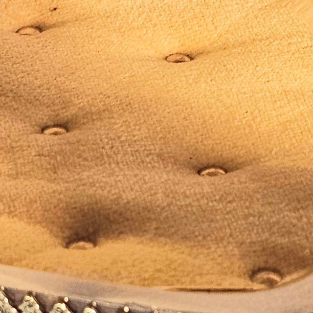 Ormolu Gold Filigree Beveled Glass Jewelry Casket With Lily of the Valley Detail, Mid 20th Century For Sale - Image 17 of 18