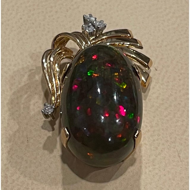30 Carat Oval Ethiopian Black Opal Pendant/Necklace 18 Karat + 18 Kt Gold Chain For Sale - Image 12 of 18