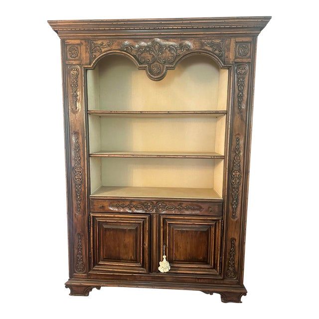 Vintage Italian Curio Cabinet, 1930s For Sale