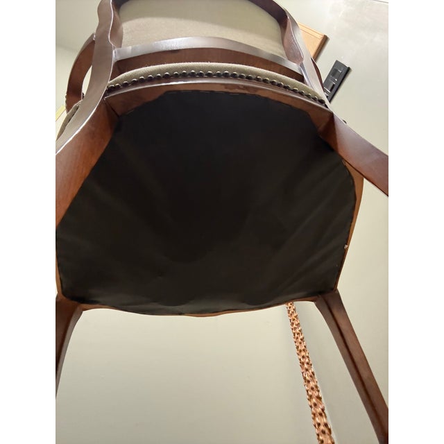 French 1950s French Louis XV Style Armchair Featuring a Carved Wood Frame and Needlepoint Tapestry Upholstery Depicting a Romantic Pastoral Scene For Sale - Image 3 of 6