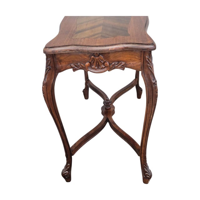 1930s French Louis XV Style Walnut Side Table – Carved Cabriole Legs & Inlaid For Sale - Image 9 of 16