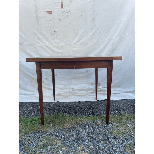Brown Mid-Century Modern Attributed to Merton Gershun for American of Martinsville Walnut Dining Table For Sale - Image 8 of 12