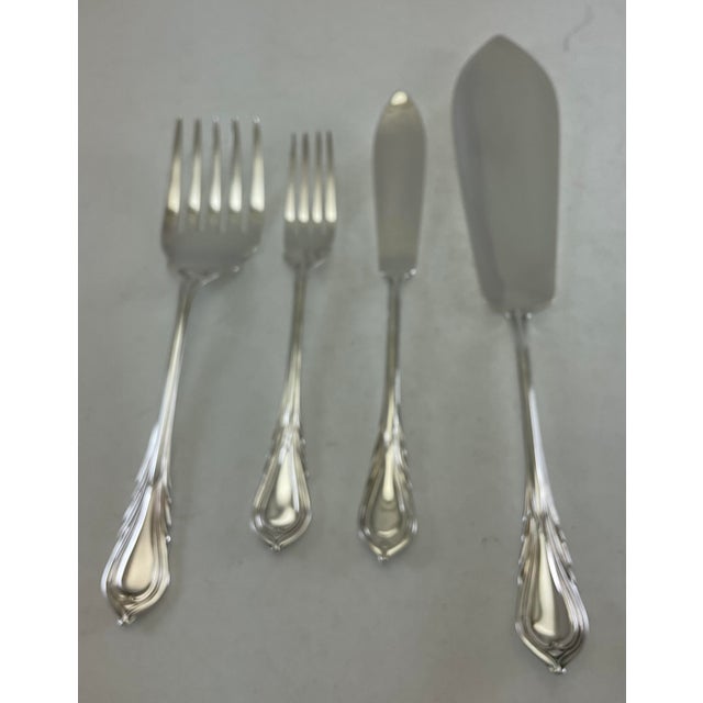 1980s Silver Plated Pair Fish Servers, Fish Serving Fork & Fish Serving Knife, Lily. For Sale In New York - Image 6 of 12