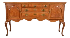 Henredon Queen Anne Solid Cherry Wood Sideboard Credenza