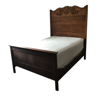 Antique Oak Full Victorian Full Frame Bed For Sale