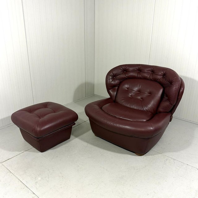 1970s Set of Space Age Lounge Chair and Ottoman, 1970s For Sale - Image 5 of 17