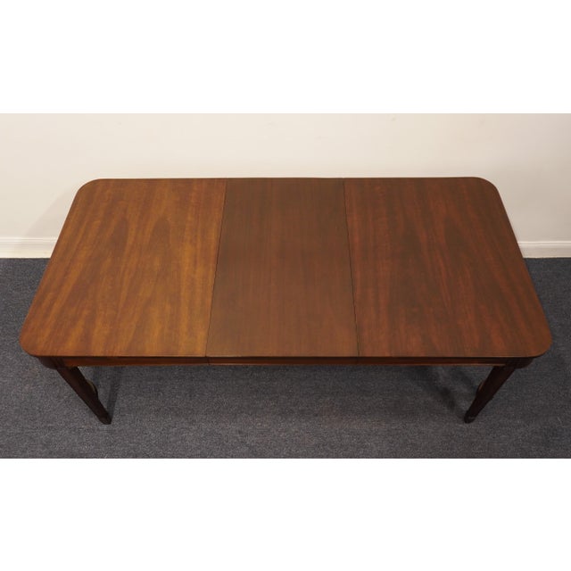 Traditional Huntley Furniture Solid Mahogany Traditional Duncan Phyfe Style 85" Dining Table For Sale - Image 3 of 8