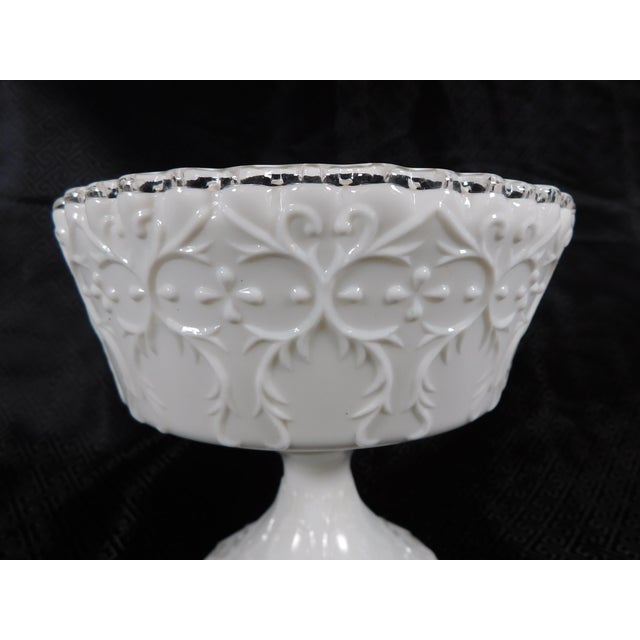 Contemporary 1950s White Textured Glass Compote With Clear Glass Rim For Sale - Image 3 of 4