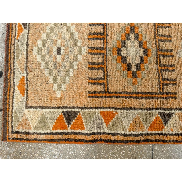 Textile Galerie Shabab Collection Mid-20th Century Turkish Anatolian Runner For Sale - Image 7 of 10