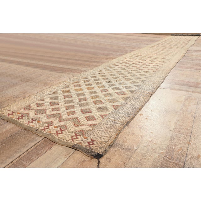 Beige Vintage Zemmour Moroccan Kilim Rug, 03'02 X 24'03 For Sale - Image 8 of 10