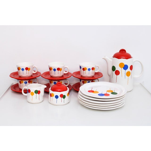 Ceramic Balloon Birthday Service from Waechtersbach, 1970s, Set of 23 For Sale - Image 7 of 7