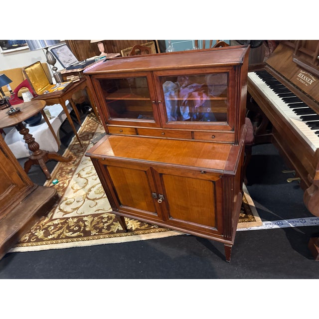 Louis XVI Secretaire in Walnut For Sale - Image 6 of 6